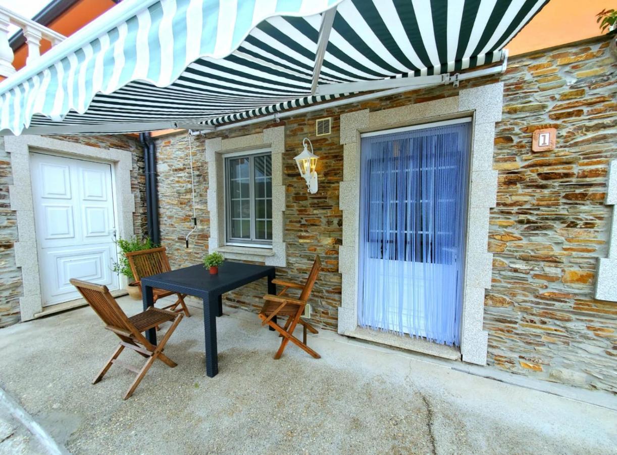 Apartamentos Turisticos Rosa 리바데오 외부 사진