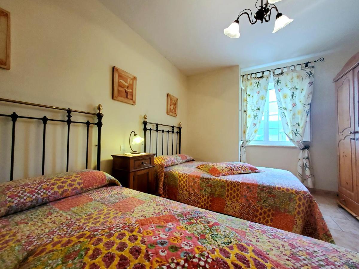 Apartamentos Turisticos Rosa 리바데오 외부 사진